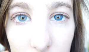 Blue color contacts